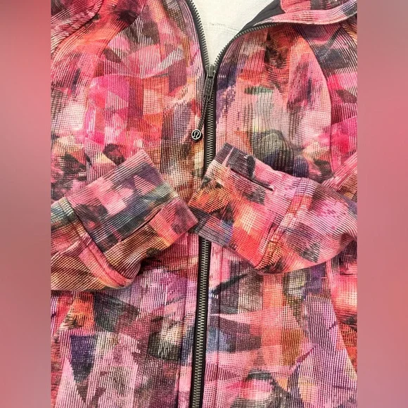 Lululemon Scuba Hoodie, Size 6 - Picture 2 of 4